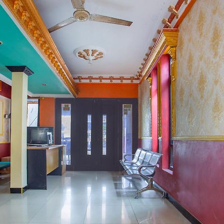 Spot On 2473 Buana Jaya Guest House Cilacap Eksteriør billede